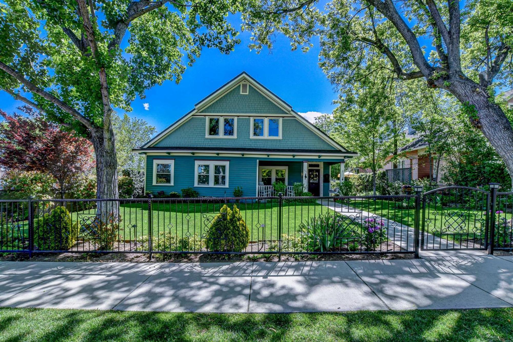 Historic Prescott Home With Yard, Walk To Downtown! Eksteriør bilde